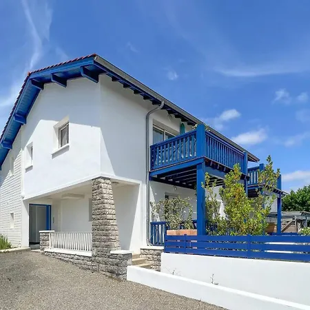 Apartment De Charme A 3km Des Plages Avec Parking Jardin